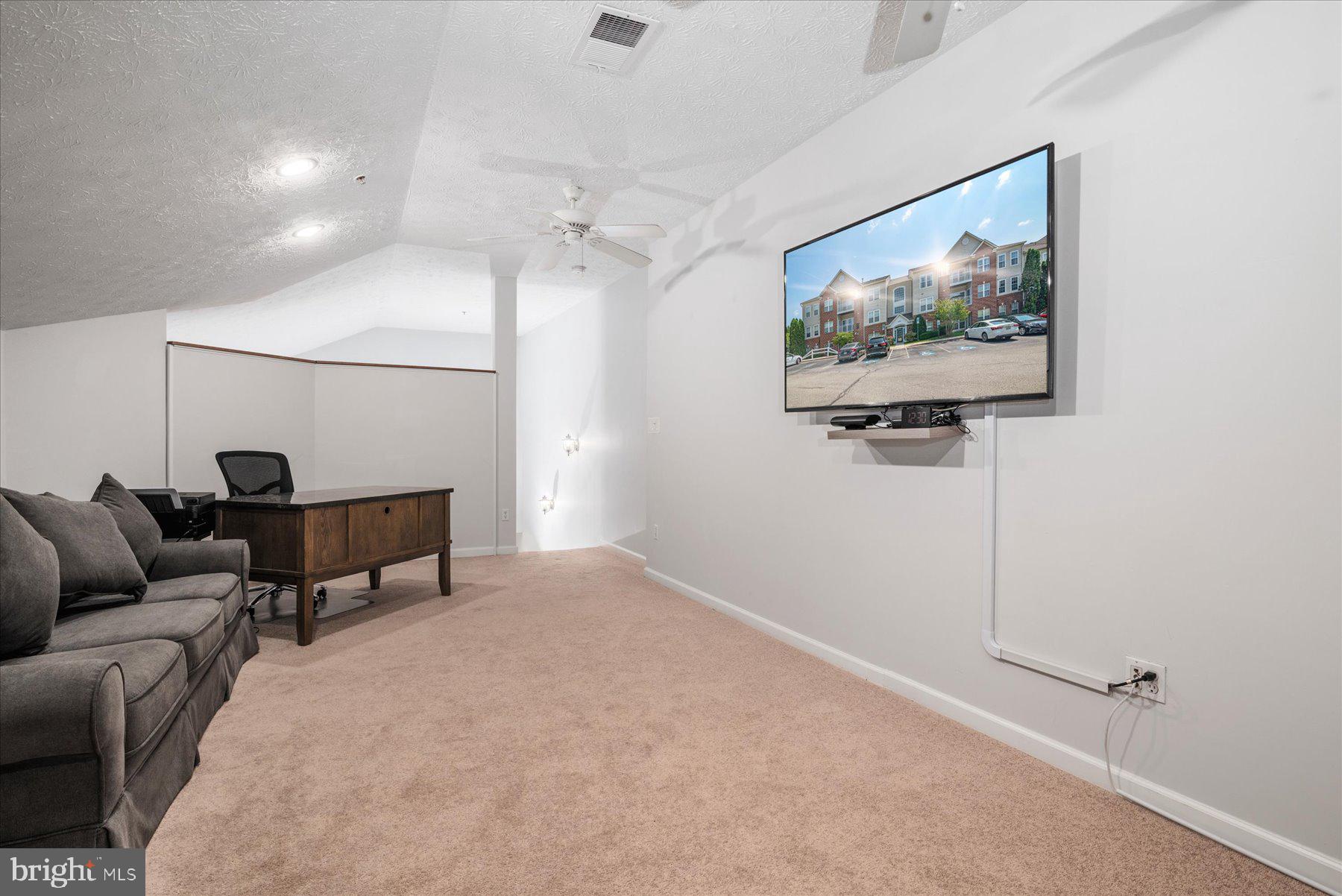 2503 AMBER ORCHARD COURT W 304