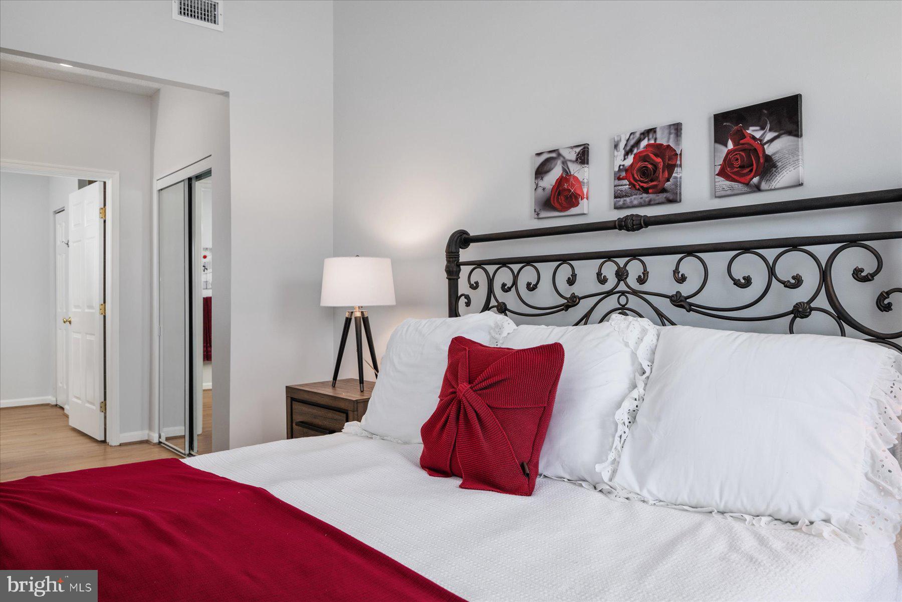 2503 AMBER ORCHARD COURT W 304