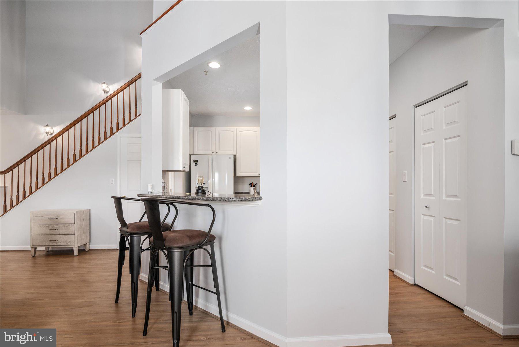 2503 AMBER ORCHARD COURT W 304