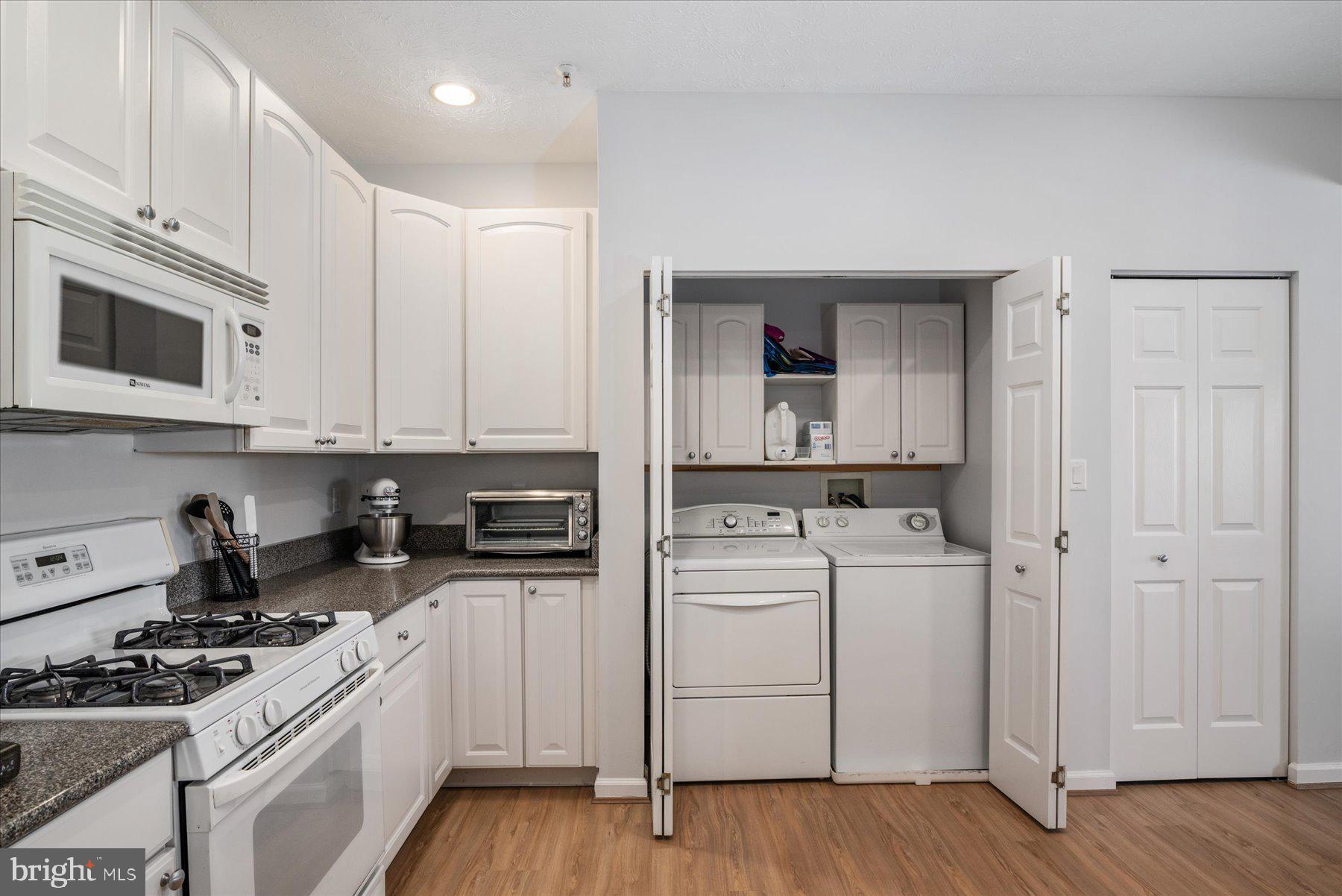 2503 AMBER ORCHARD COURT W 304