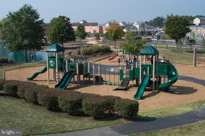 2503 AMBER ORCHARD COURT W 304