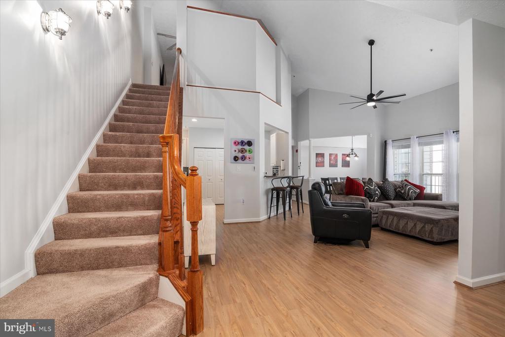 2503 AMBER ORCHARD COURT W 304