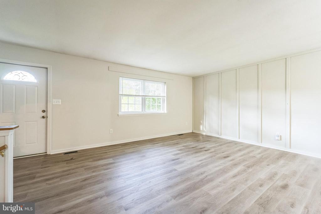 658 CEDAR DRIVE