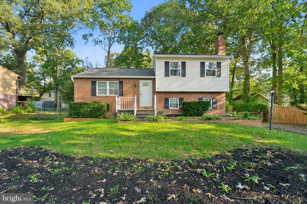 658 CEDAR DRIVE