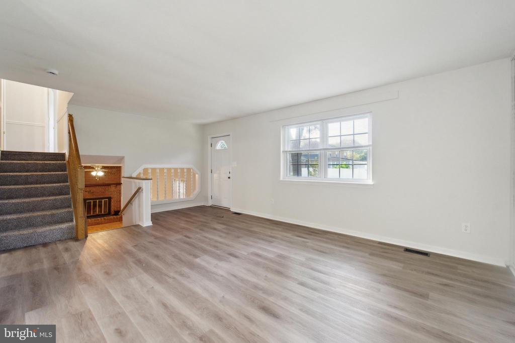658 CEDAR DRIVE