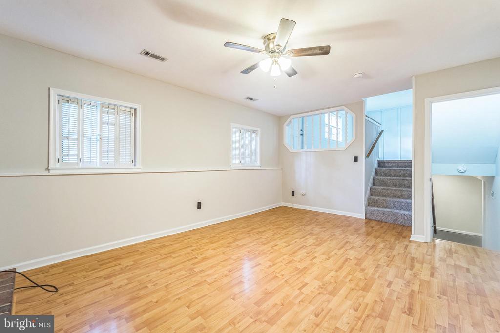 658 CEDAR DRIVE