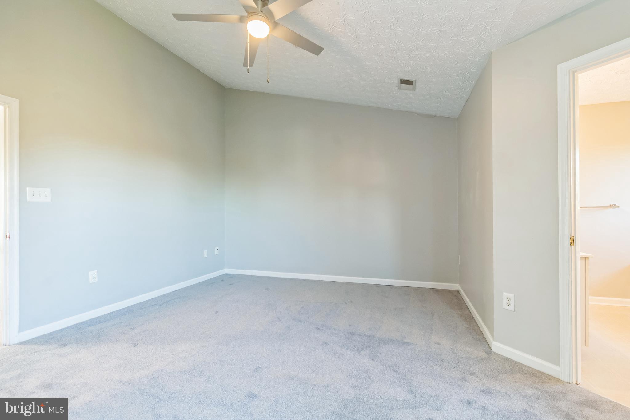 8362 FINCHLEIGH STREET