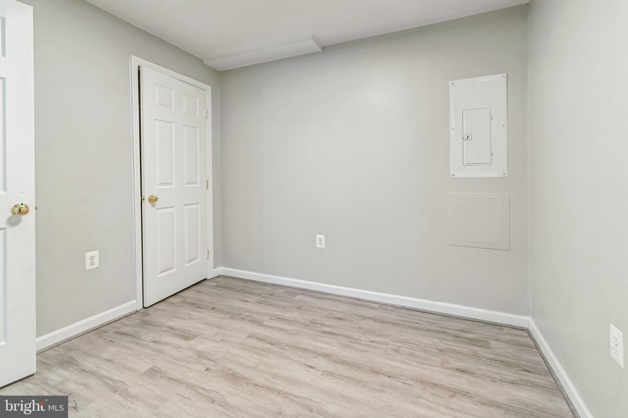 8362 FINCHLEIGH STREET