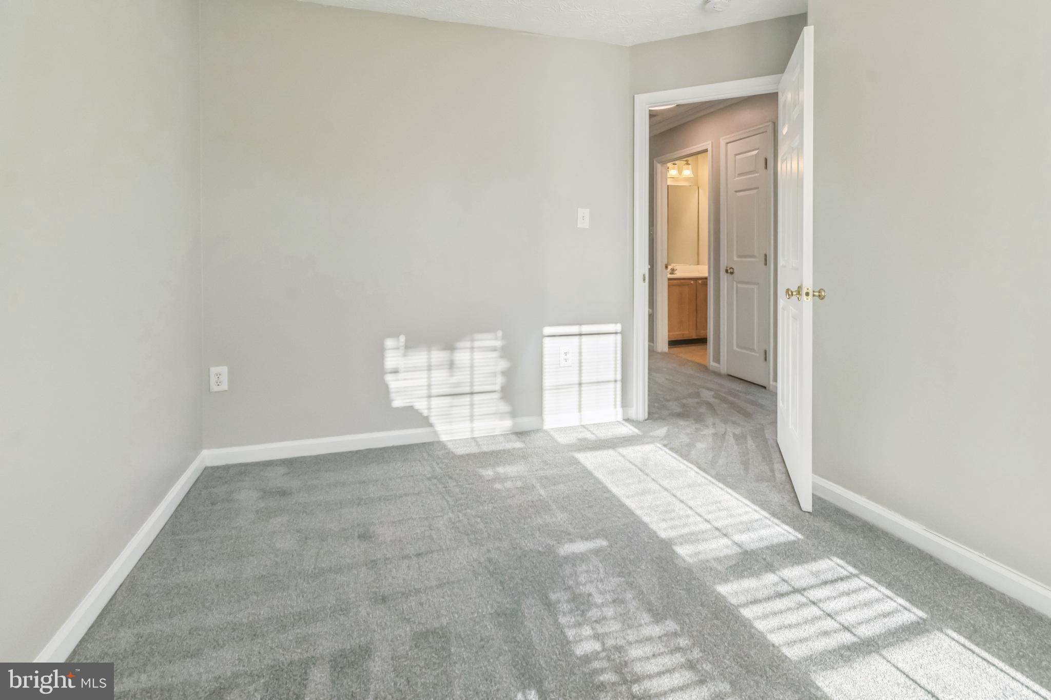 8362 FINCHLEIGH STREET