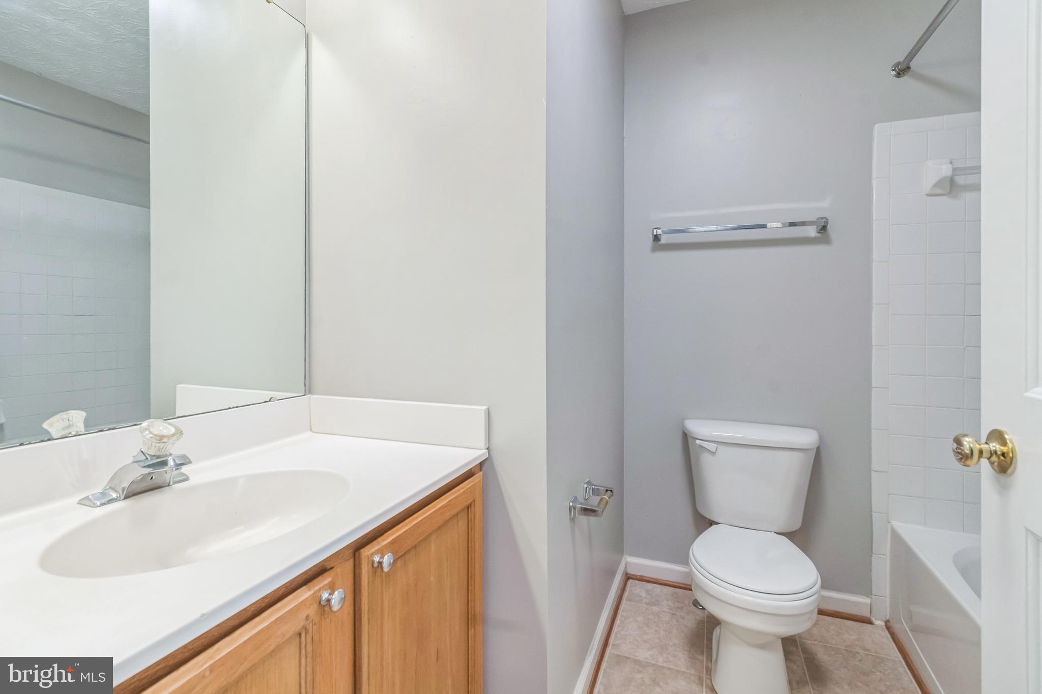 8362 FINCHLEIGH STREET