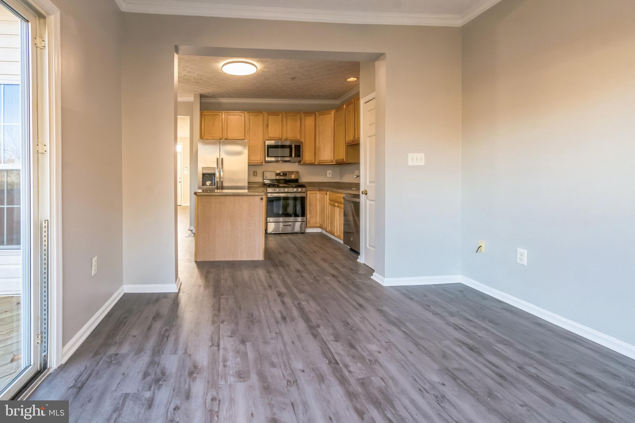 8362 FINCHLEIGH STREET