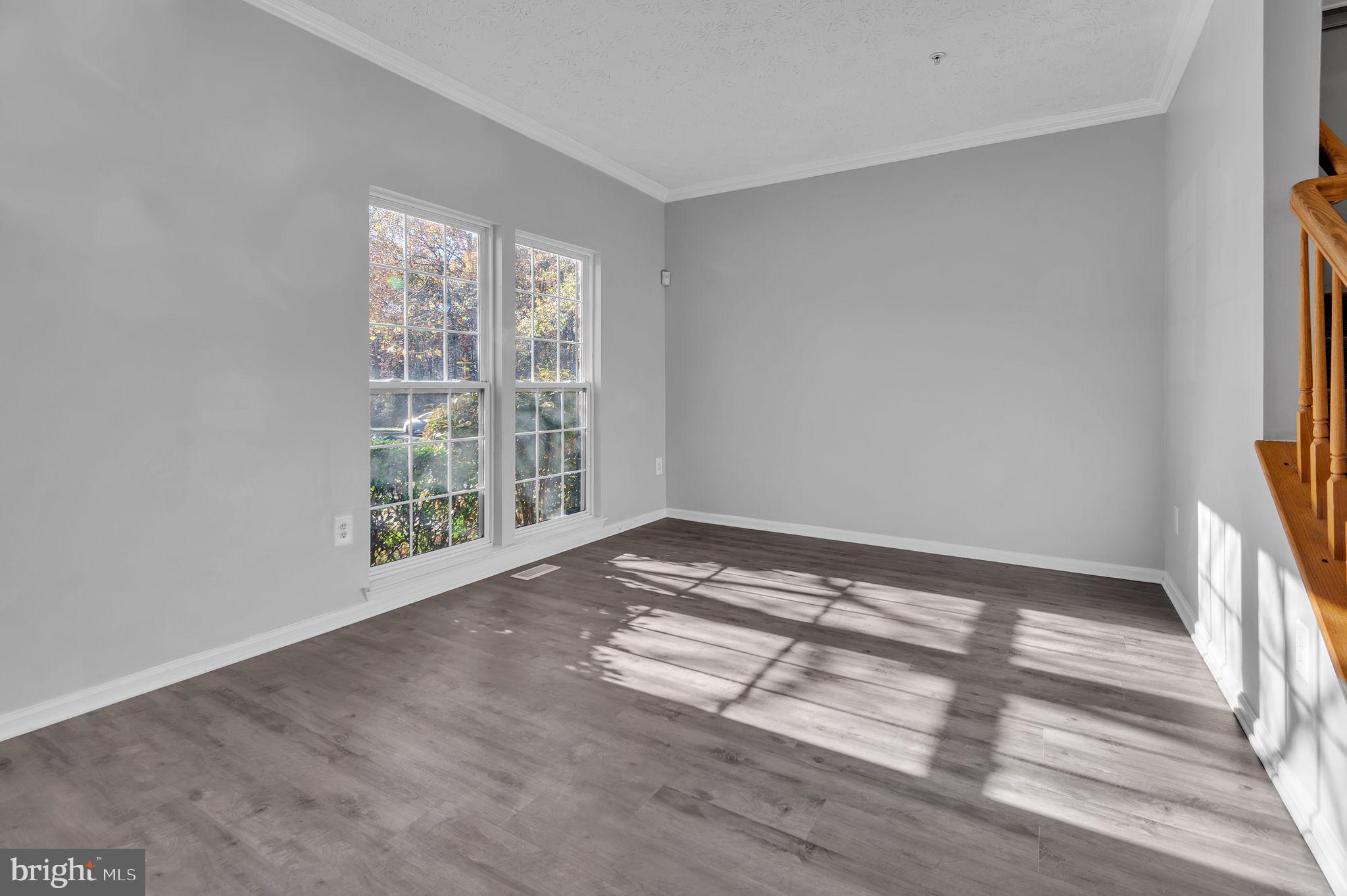 8362 FINCHLEIGH STREET