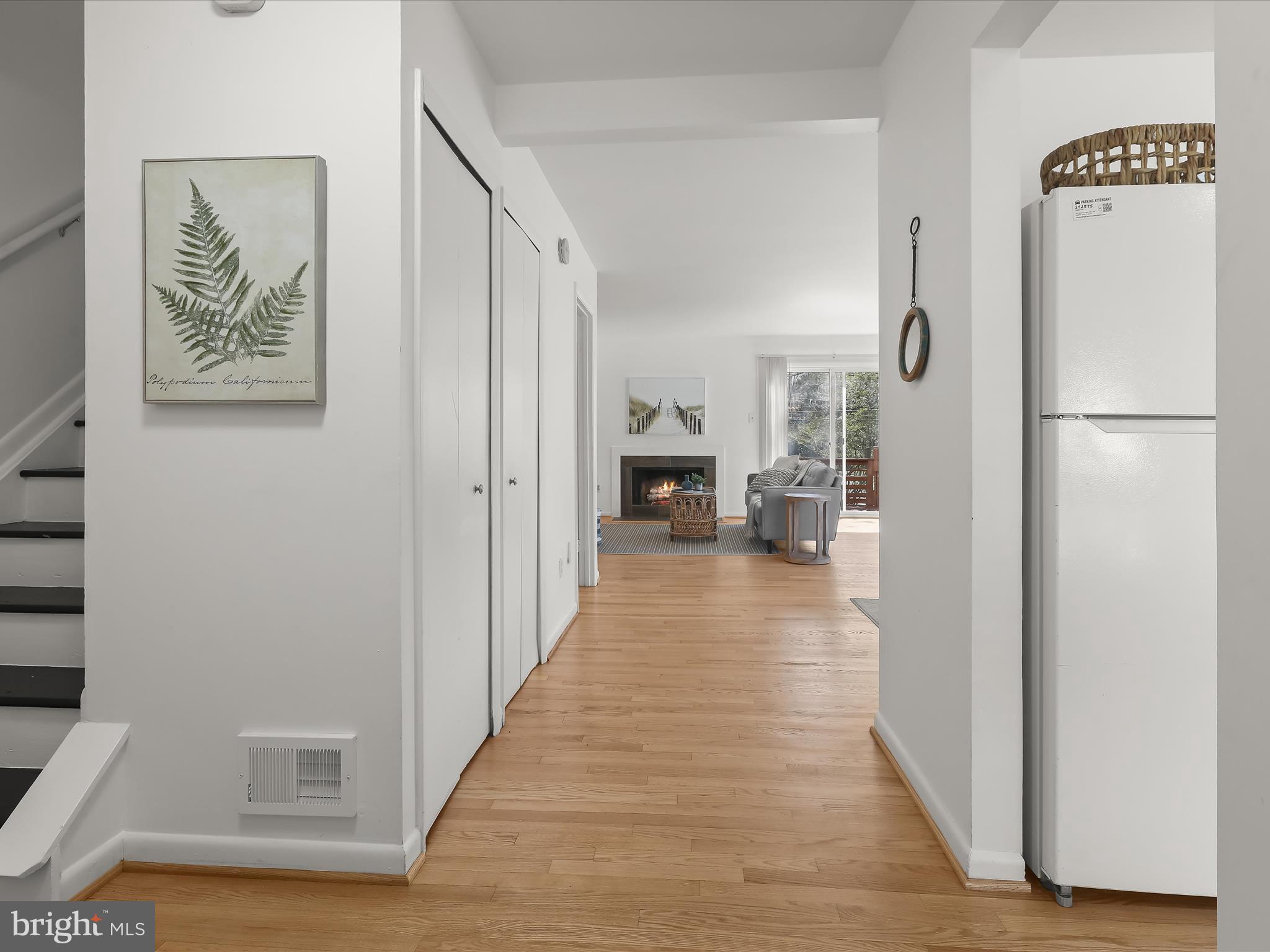 1217 HESSELIUS COURT