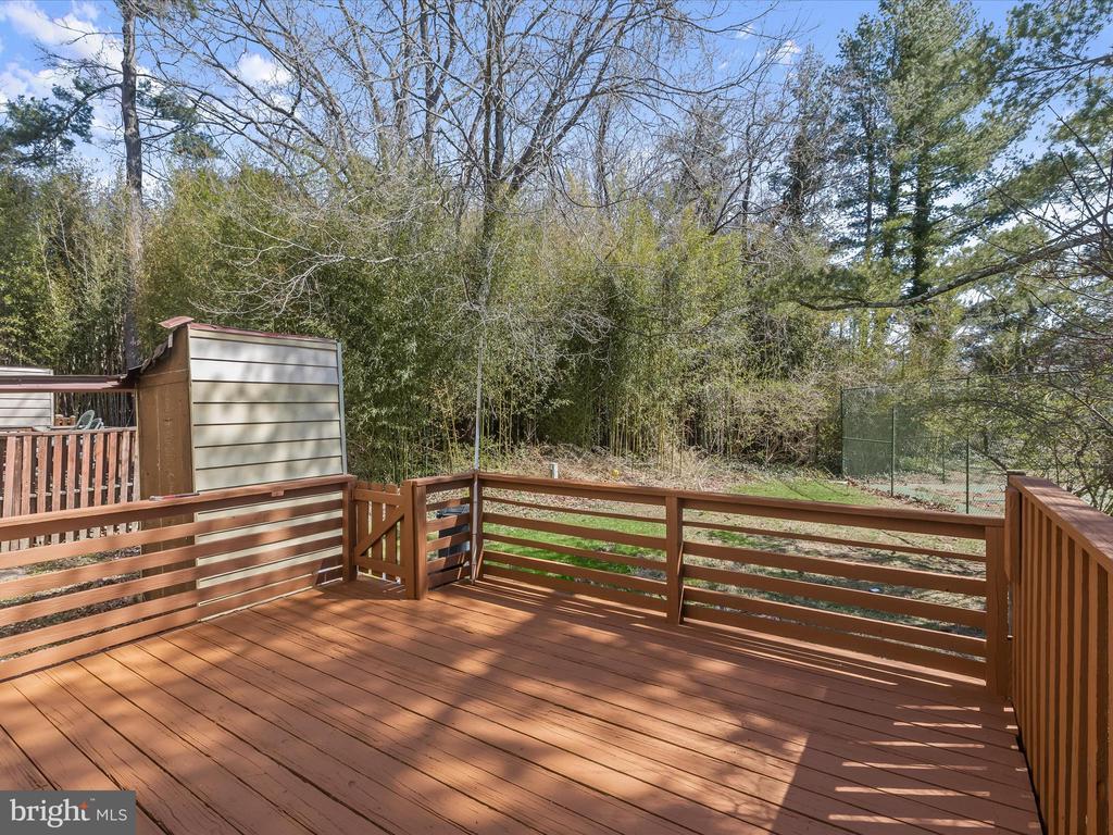 1217 HESSELIUS COURT