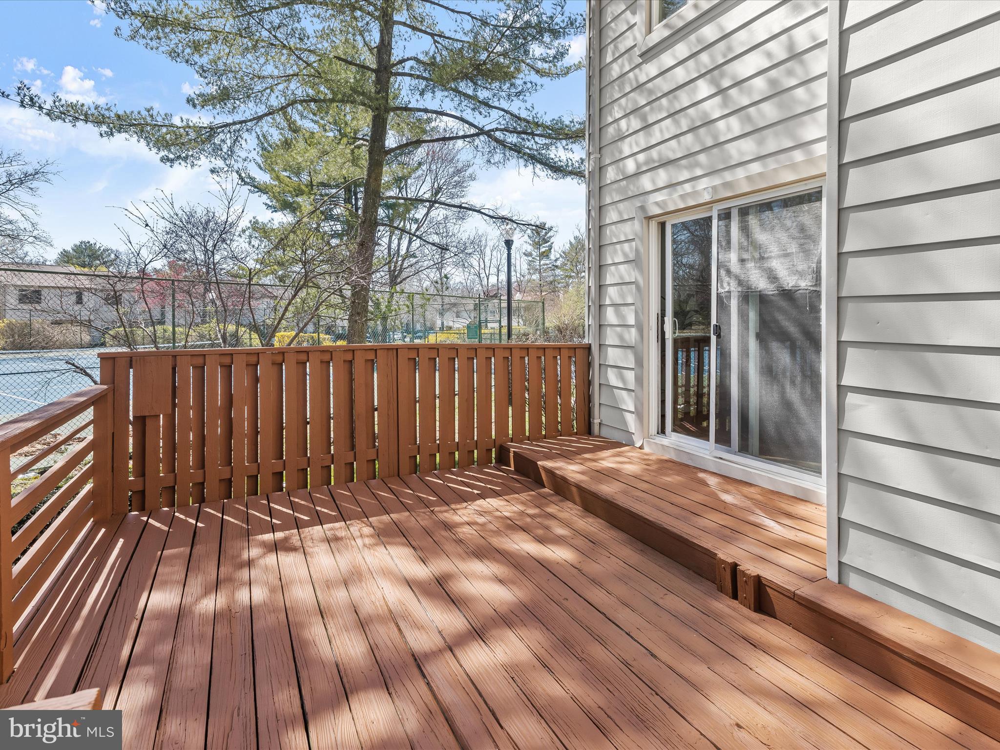 1217 HESSELIUS COURT