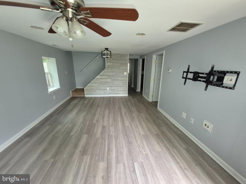 215 SYCAMORE