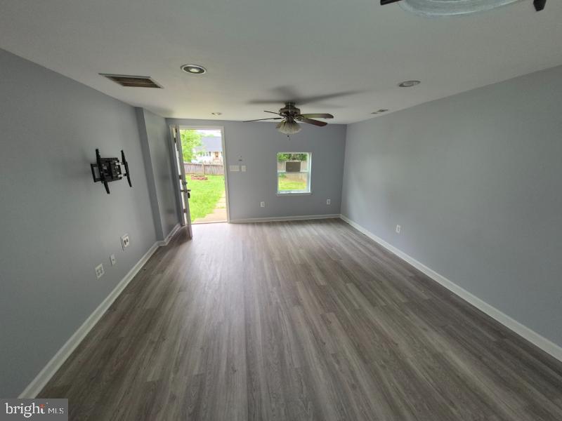 215 SYCAMORE