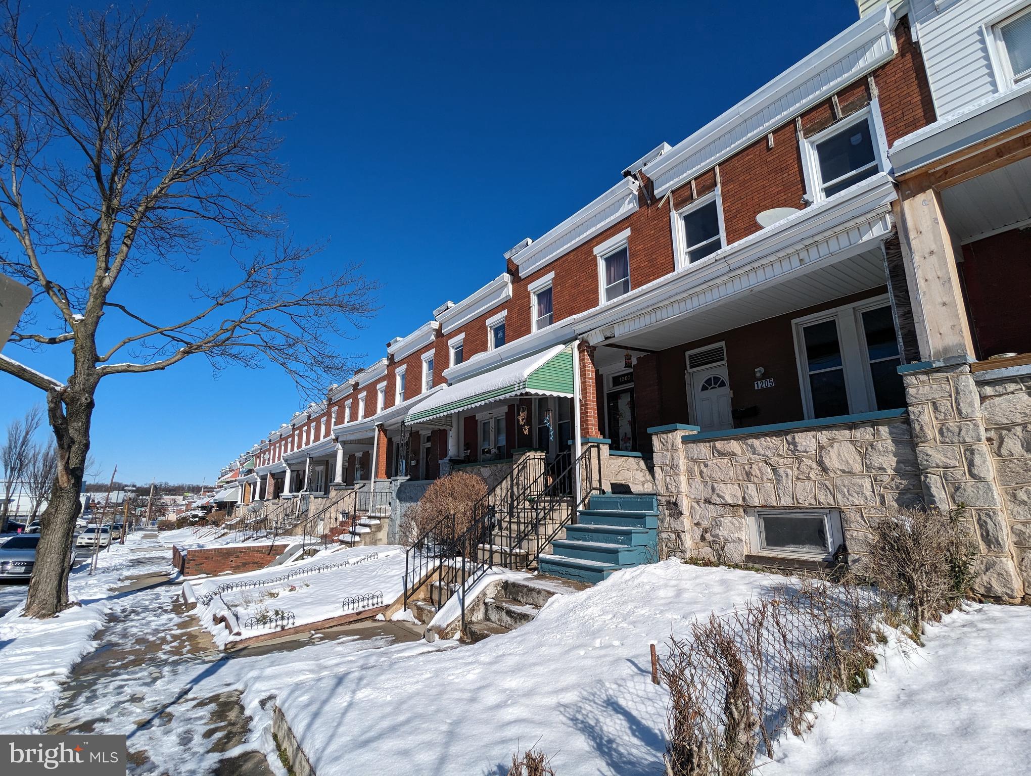 1205 N ELLWOOD AVENUE