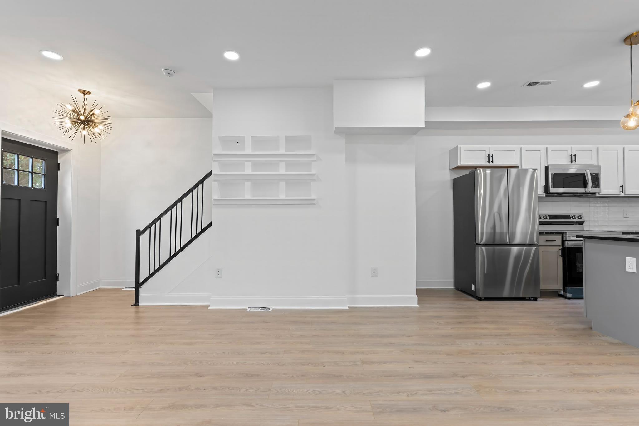 2140 MOUNT ROYAL TERRACE