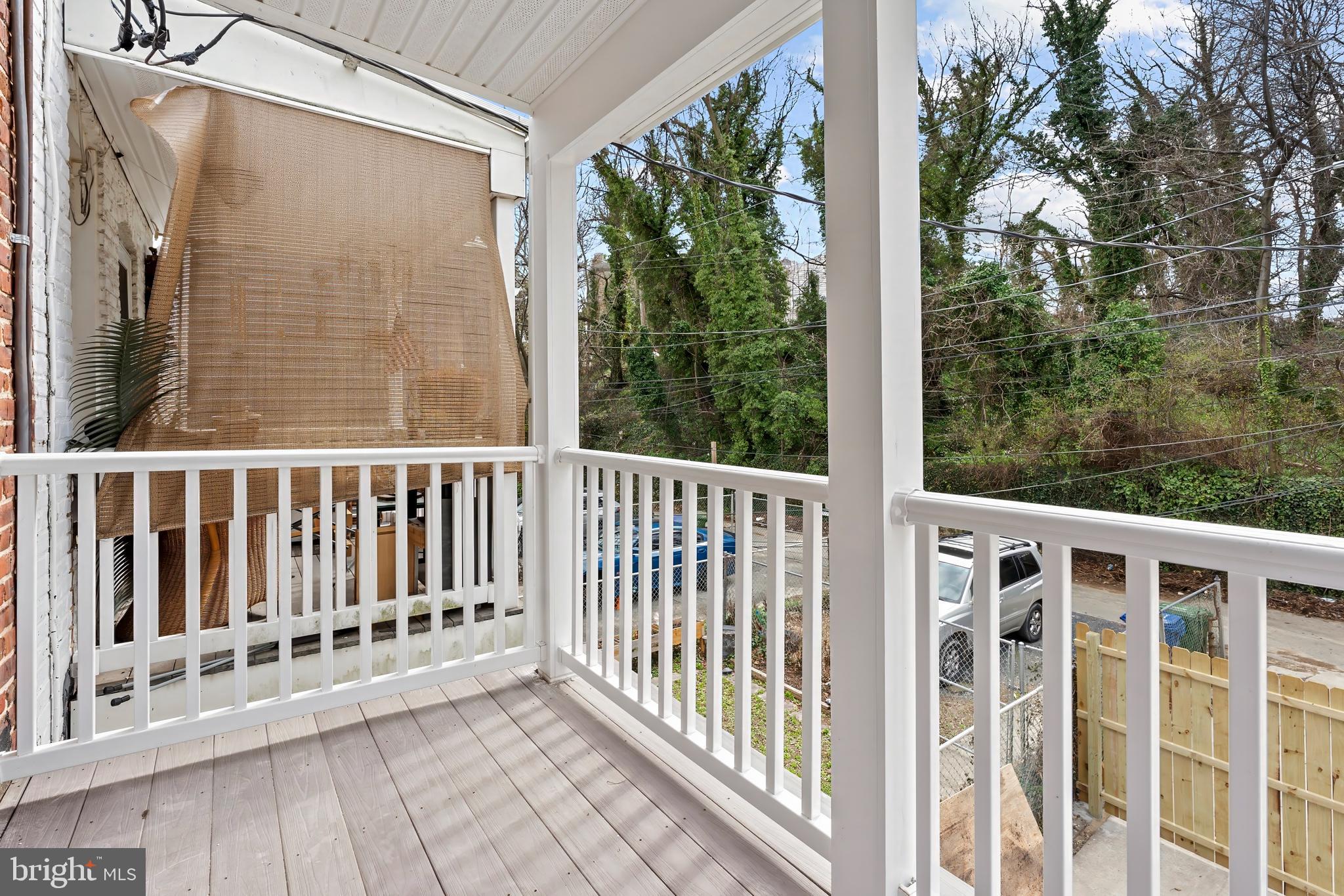 2140 MOUNT ROYAL TERRACE