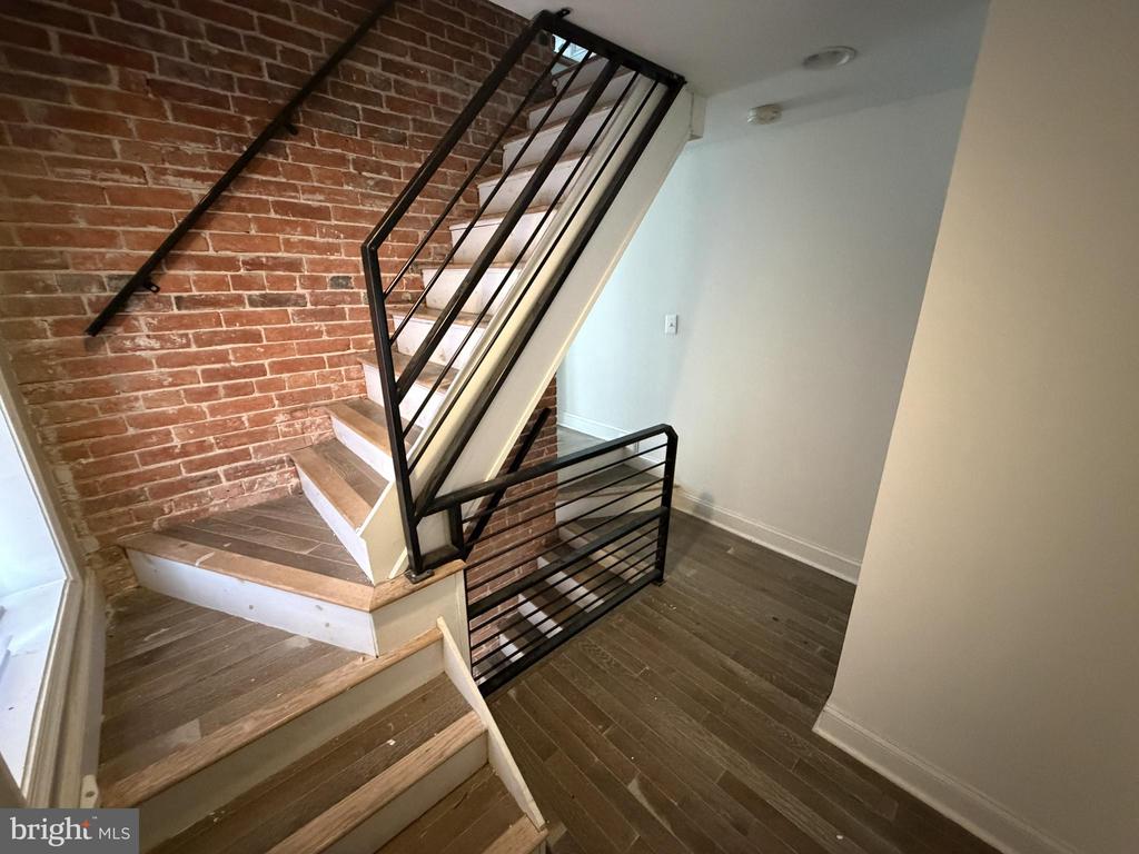 404 GEORGE STREET