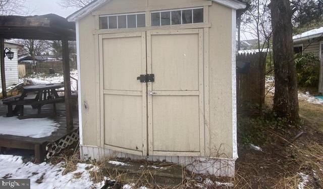4016 ANNAPOLIS ROAD
