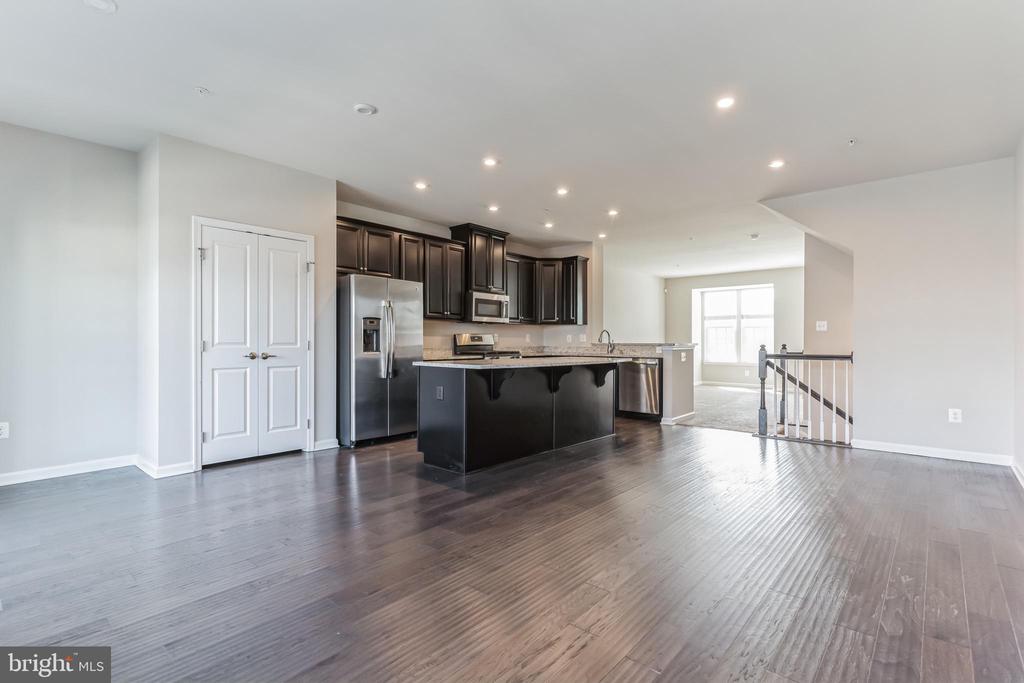 5702 RIVER SHARK LANE