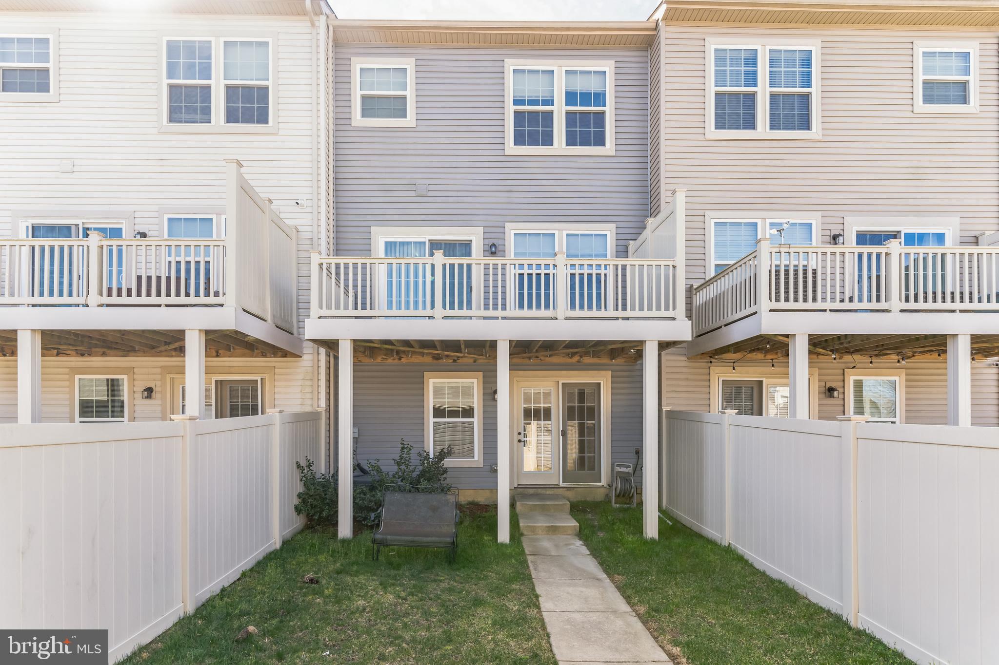 5702 RIVER SHARK LANE