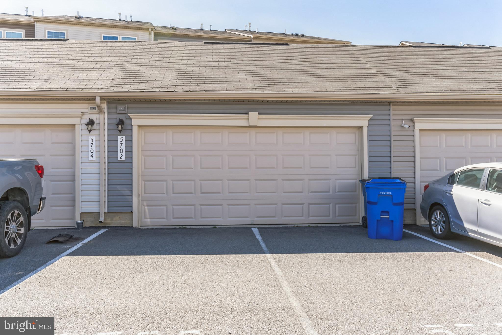 5702 RIVER SHARK LANE