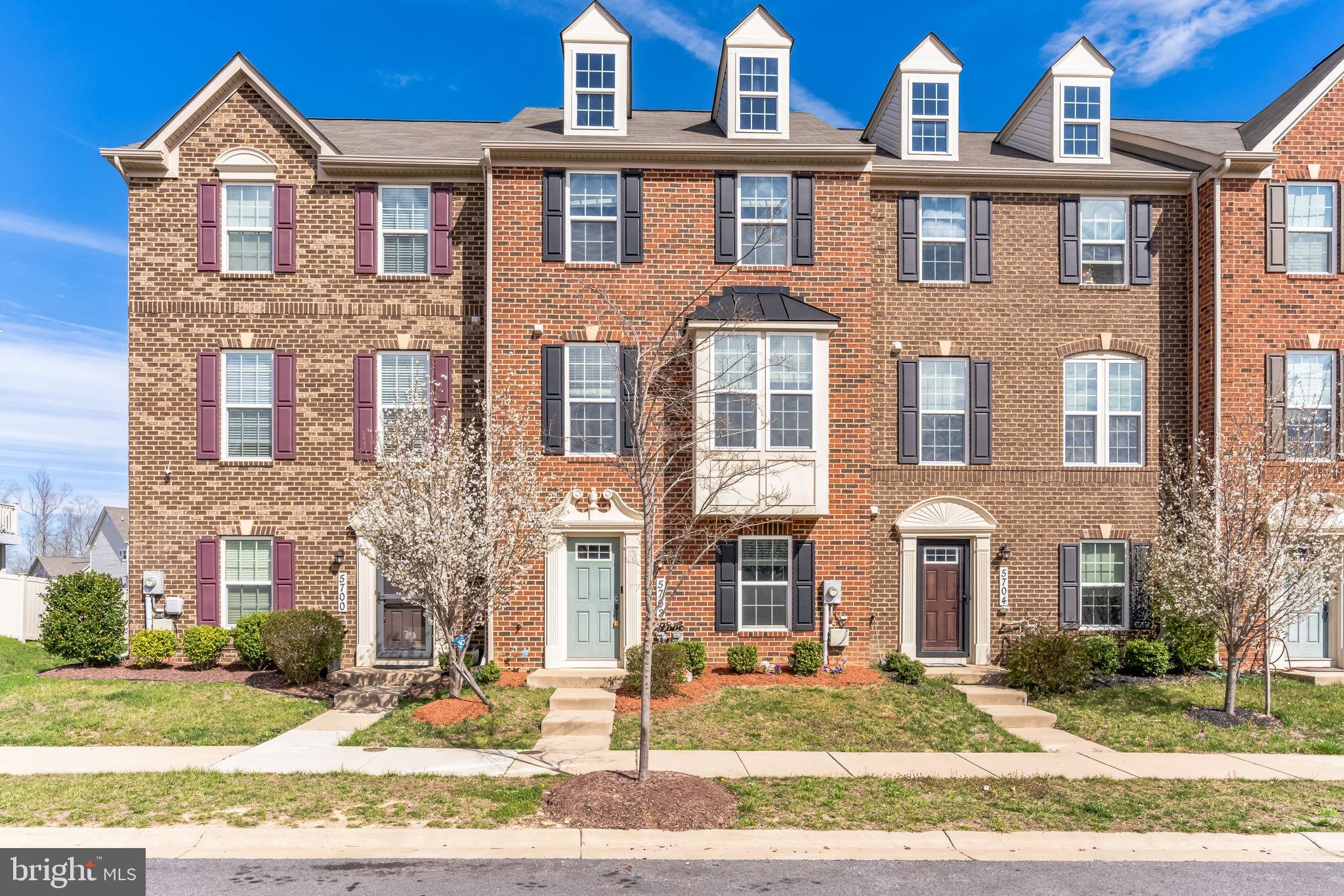 5702 RIVER SHARK LANE