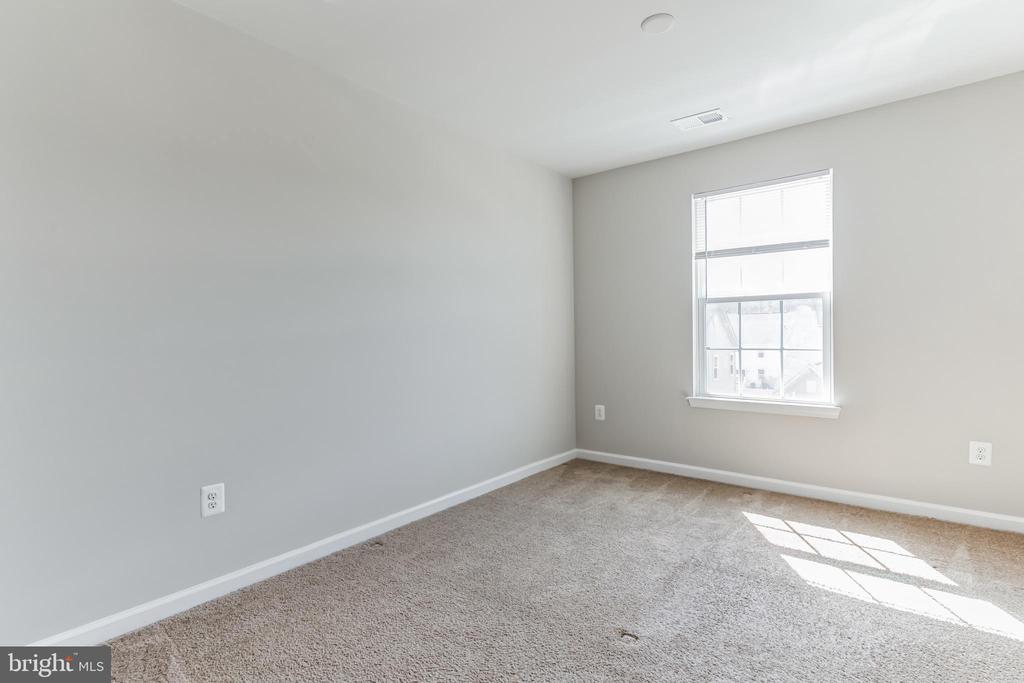 5702 RIVER SHARK LANE