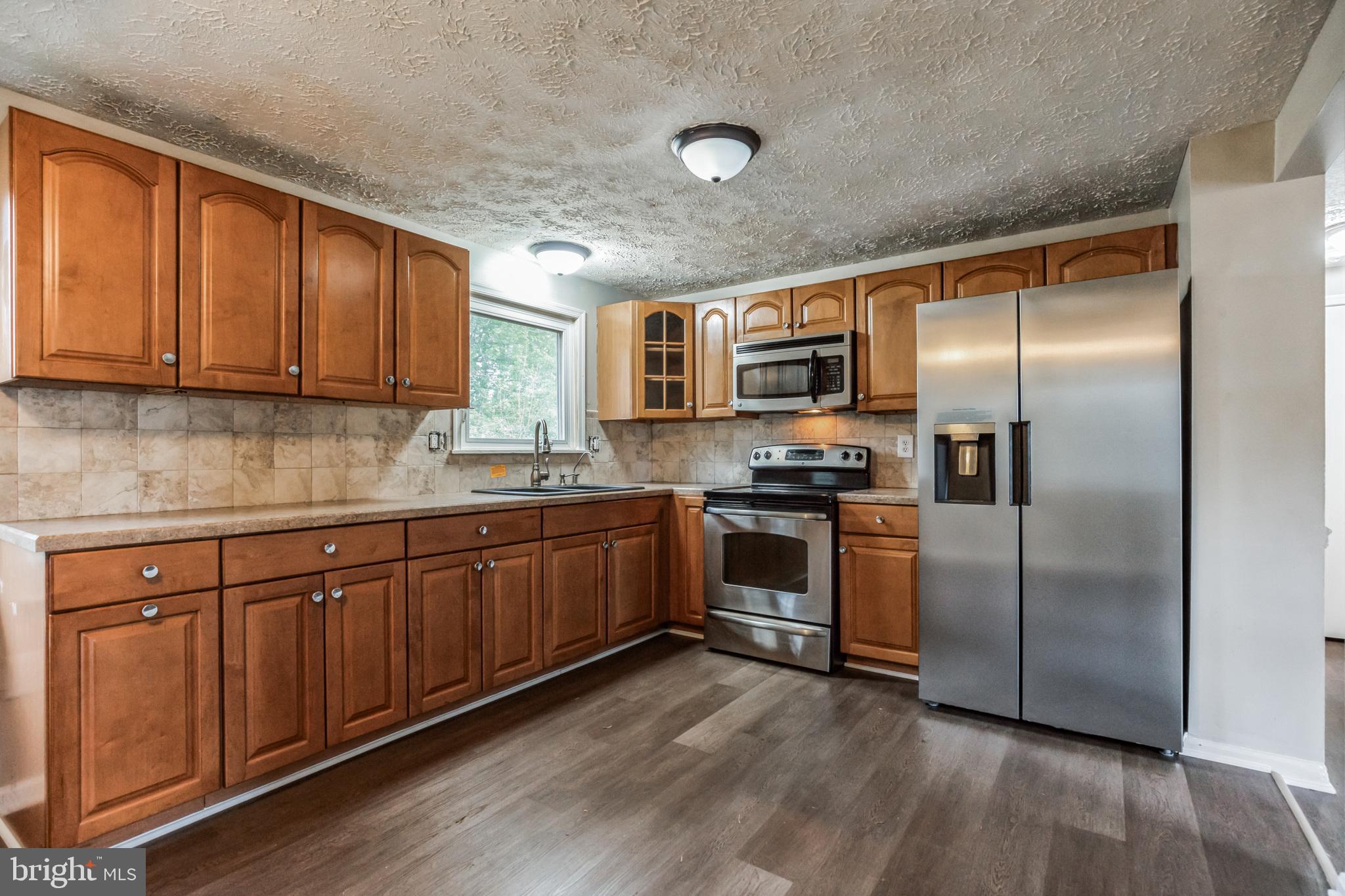 2153 FREEMANTLE COURT