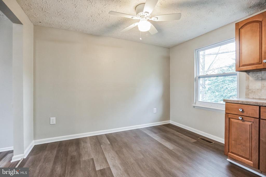 2153 FREEMANTLE COURT