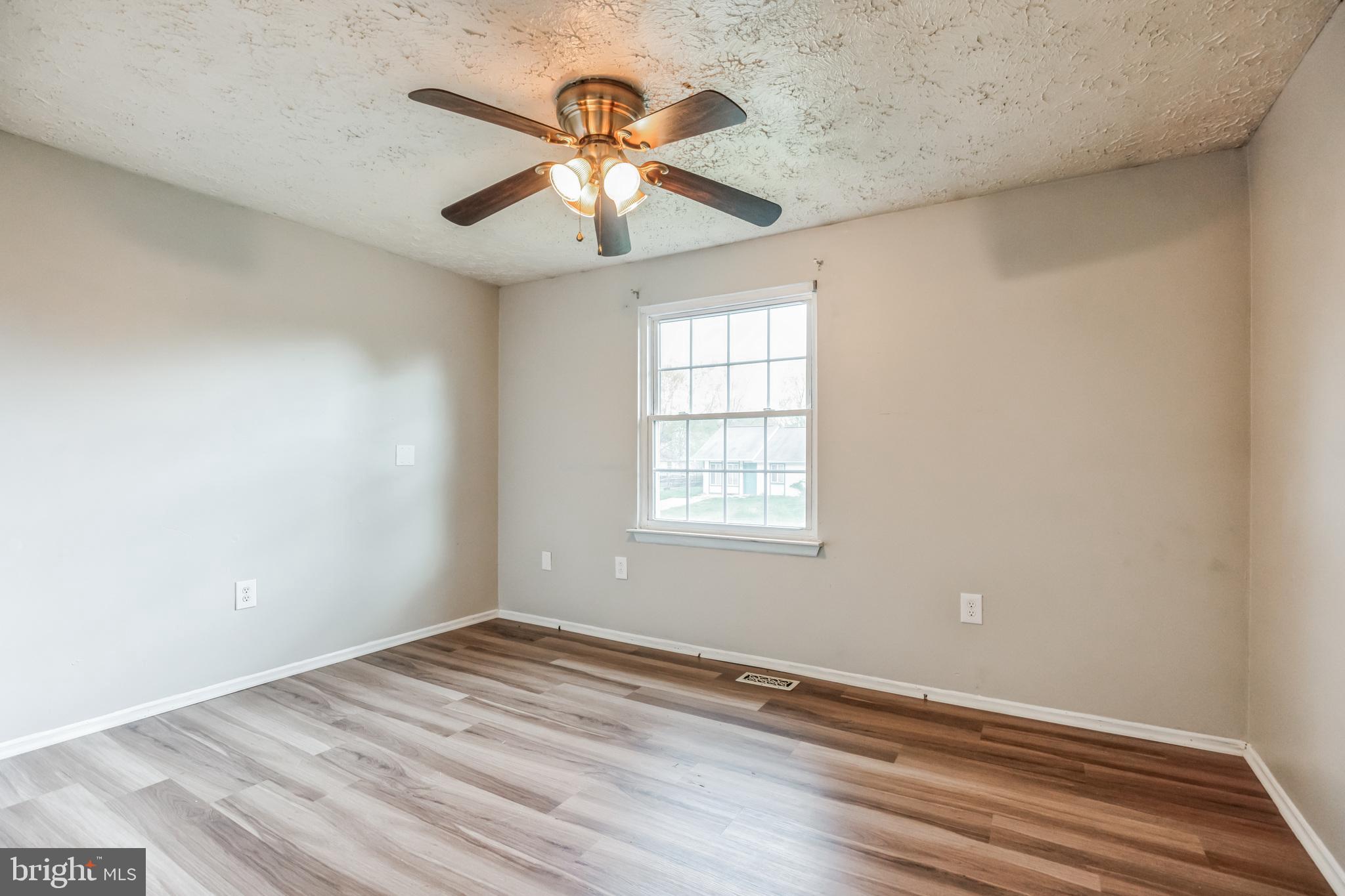 2153 FREEMANTLE COURT