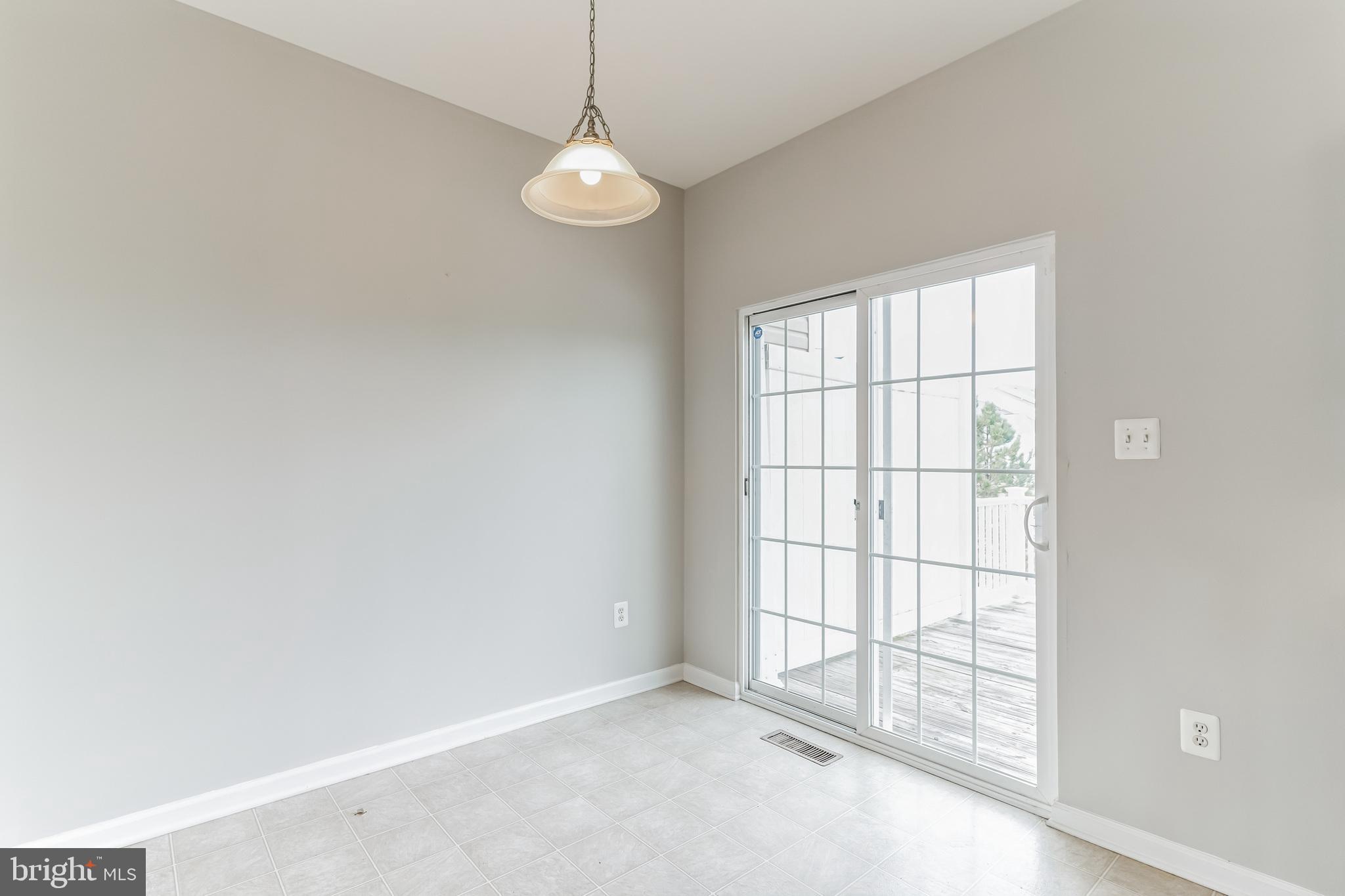 5019 OYSTER REEF PLACE