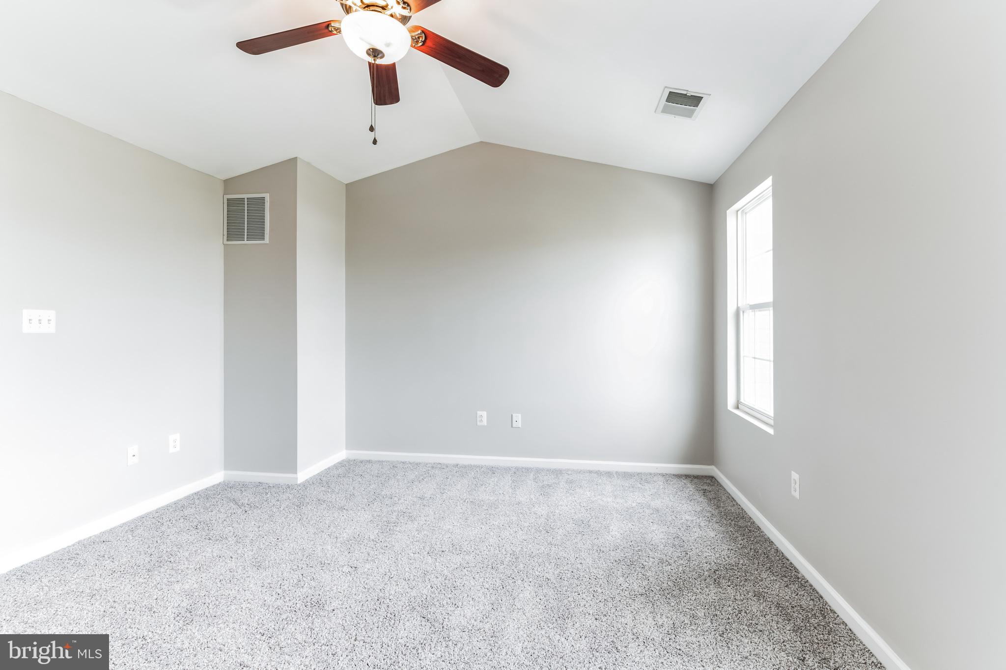 5019 OYSTER REEF PLACE