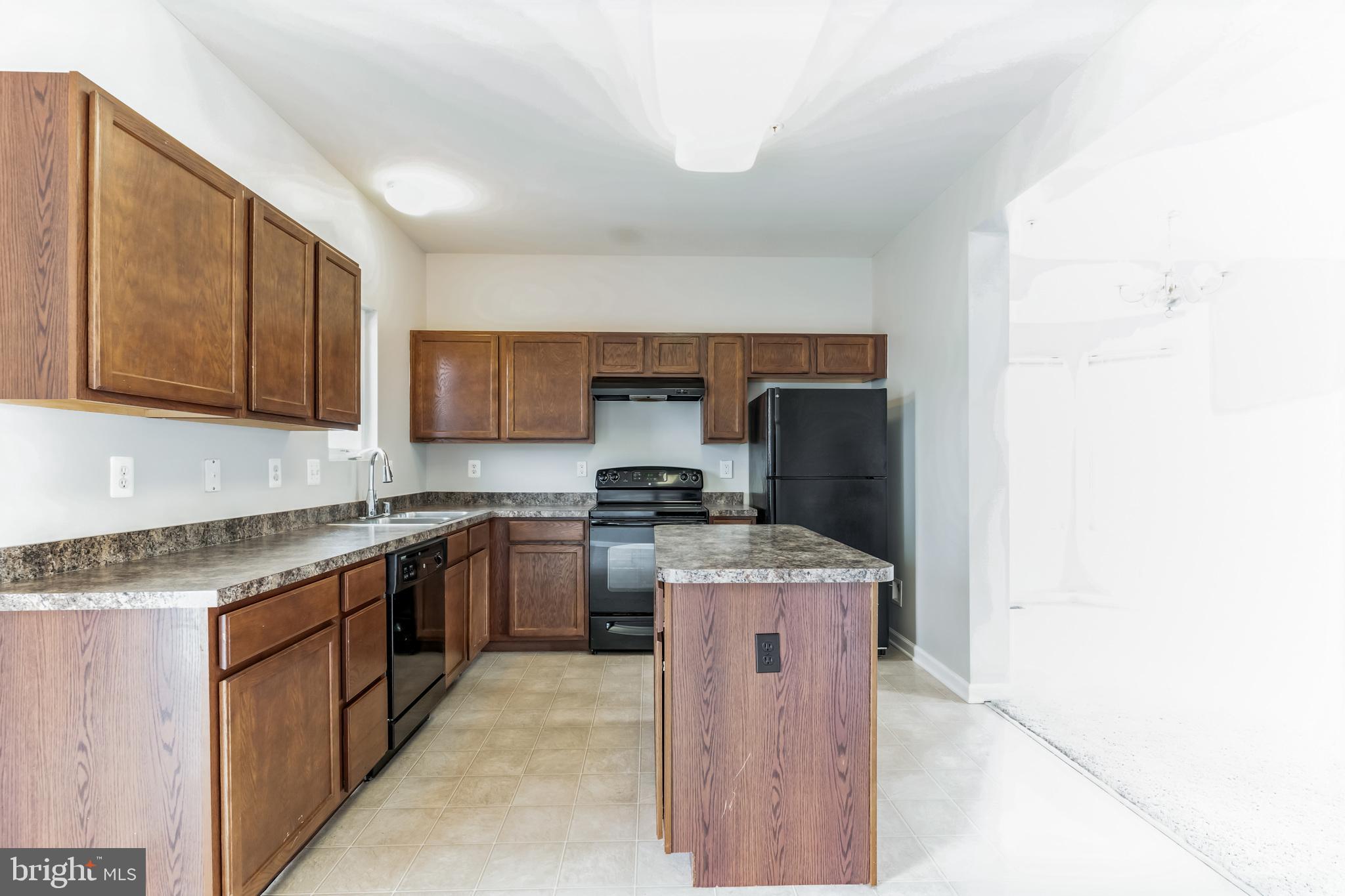 5019 OYSTER REEF PLACE