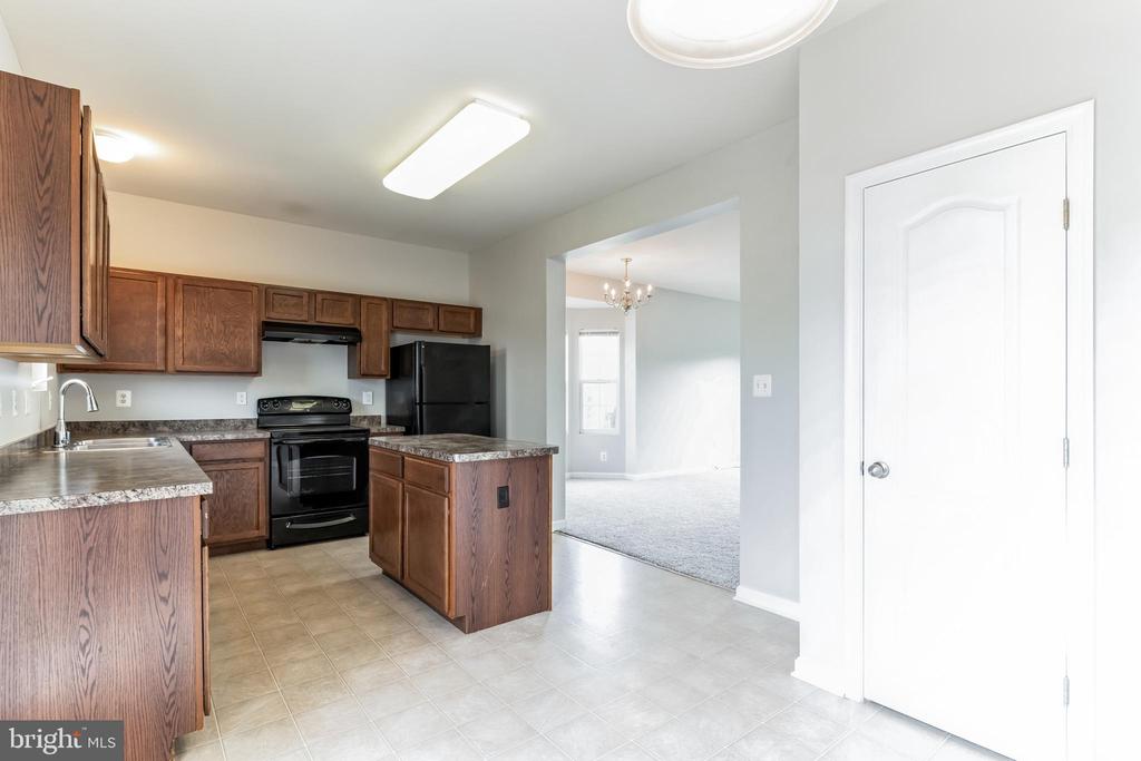 5019 OYSTER REEF PLACE