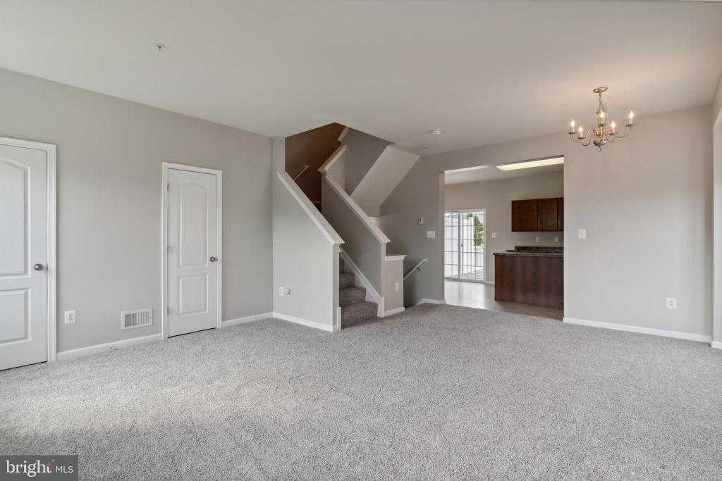 5019 OYSTER REEF PLACE