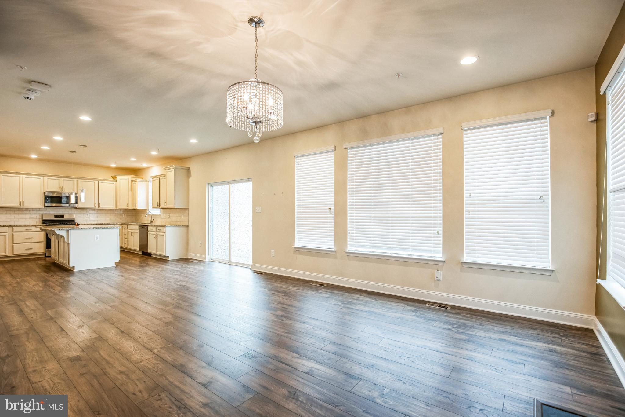 5393 DARLINGTON COURT