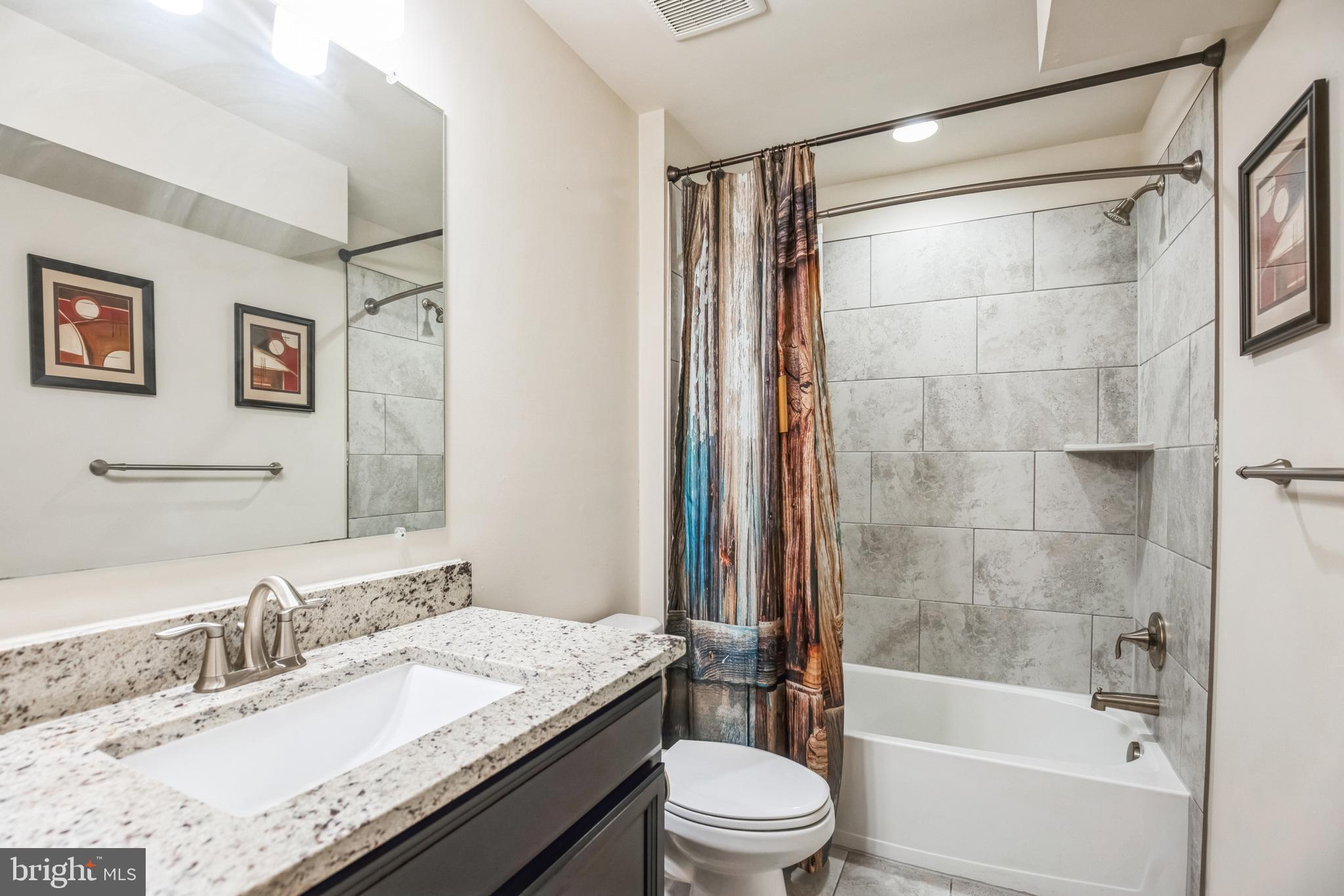 5393 DARLINGTON COURT