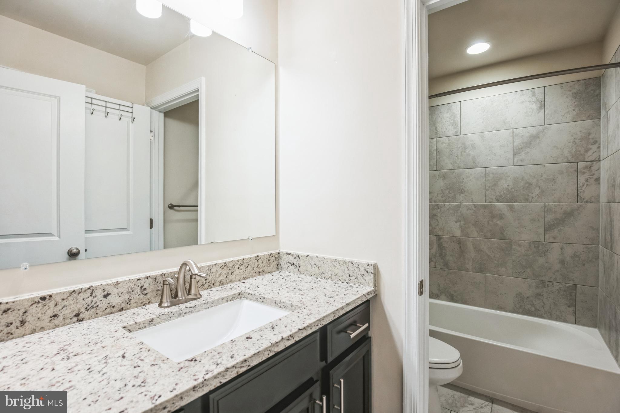 5393 DARLINGTON COURT