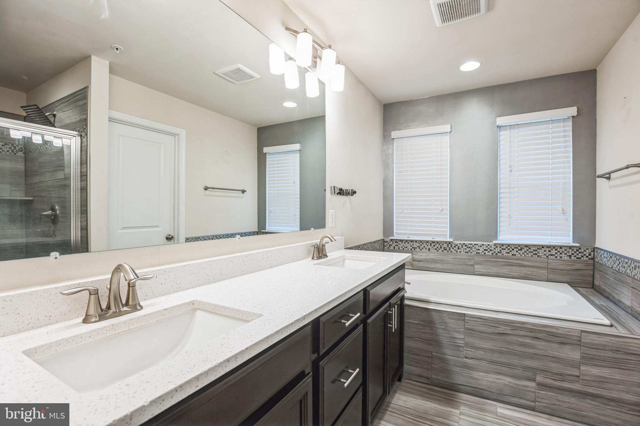 5393 DARLINGTON COURT