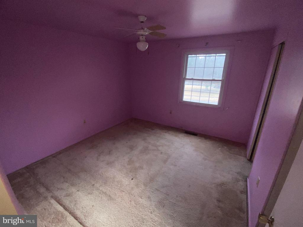 4006 BREWSTER LANE