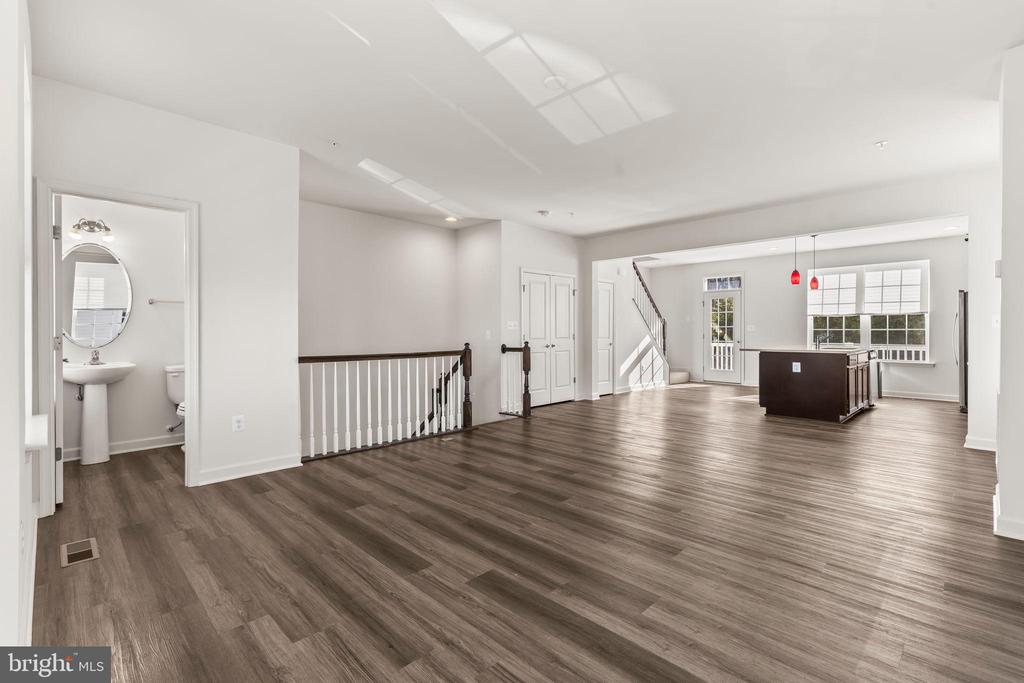 280 BUCKEYE CIRCLE