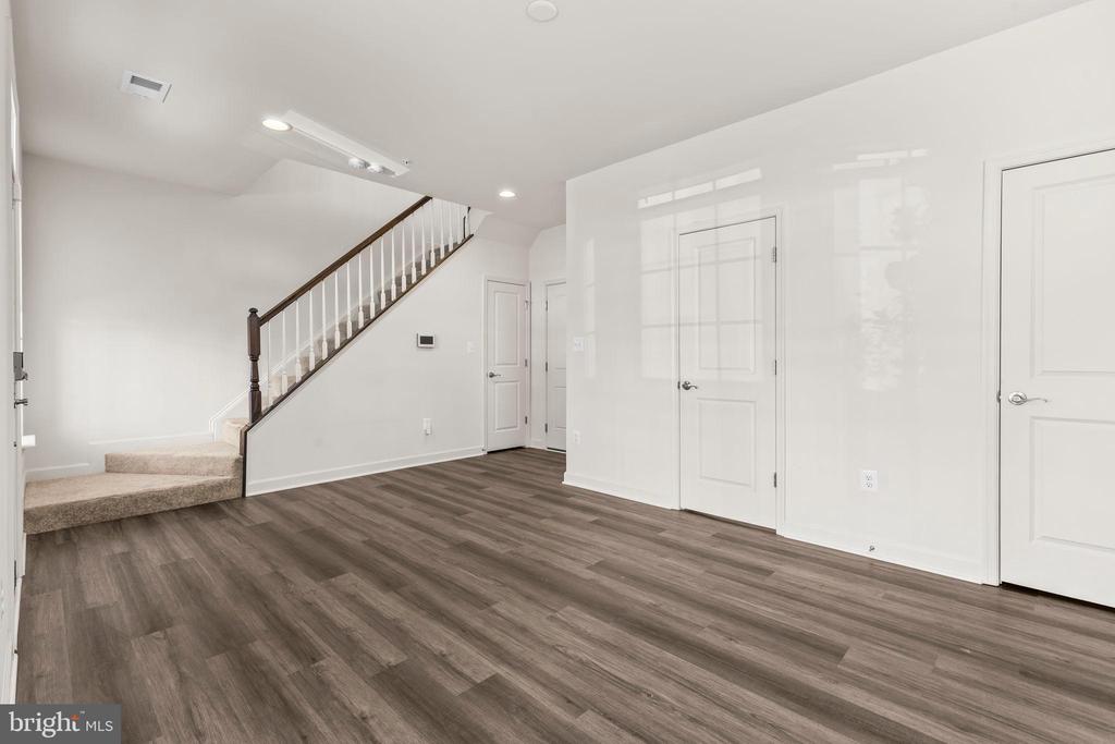 280 BUCKEYE CIRCLE