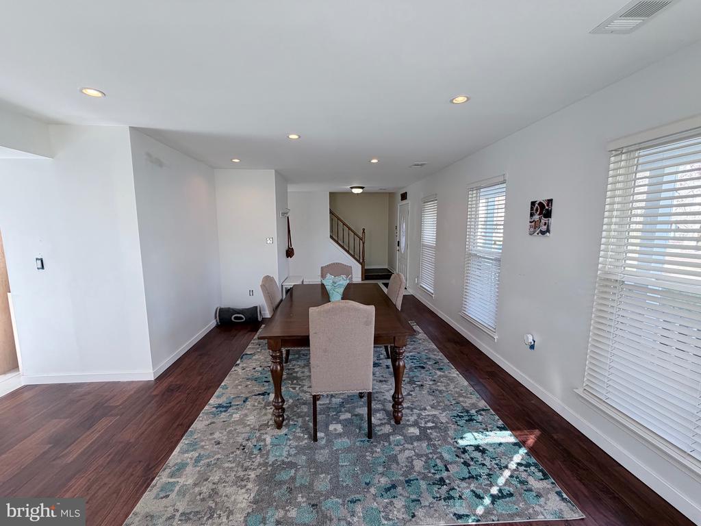 6610 COTTONTAIL COURT