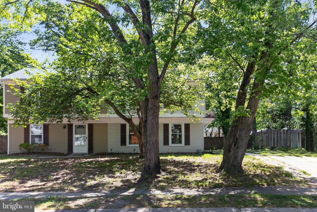 4816 UNDERWOOD COURT