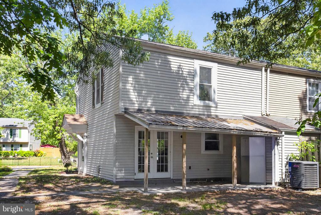 4816 UNDERWOOD COURT
