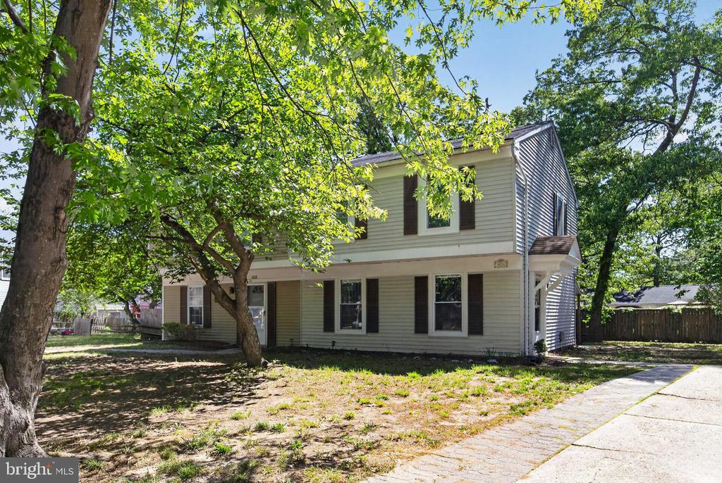 4816 UNDERWOOD COURT